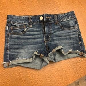 American Eagle dark wash jean shorts size 6